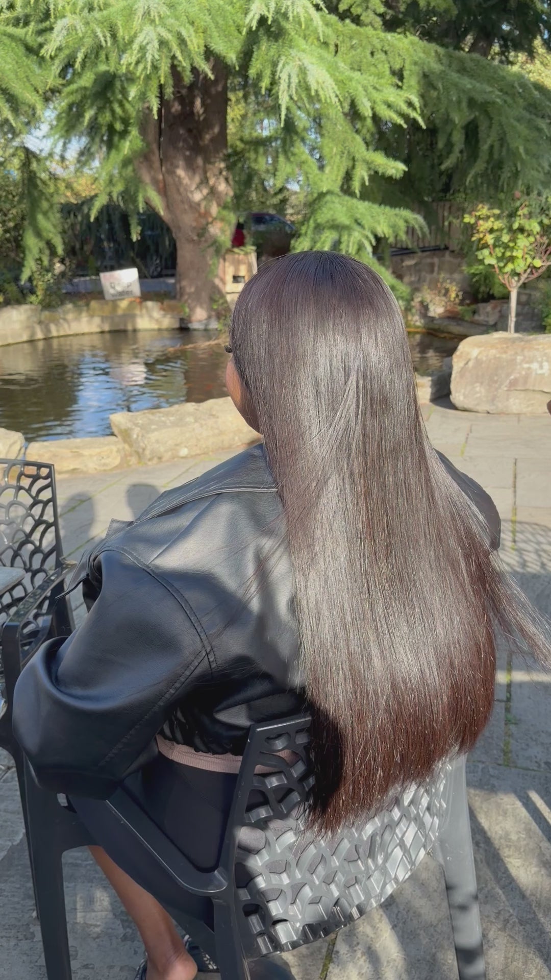 Bone Straight wig video showing movement